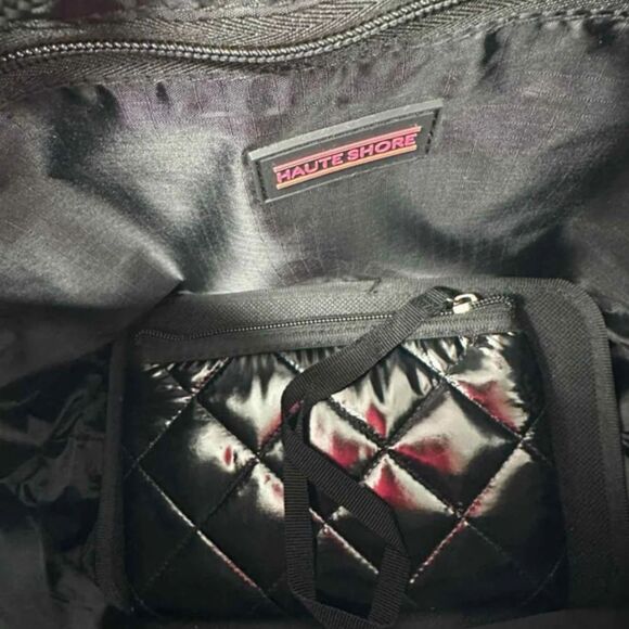 Neoprene Coated Puffer Bucket Bag - Stud Strap - NWT - Picture 2 of 3